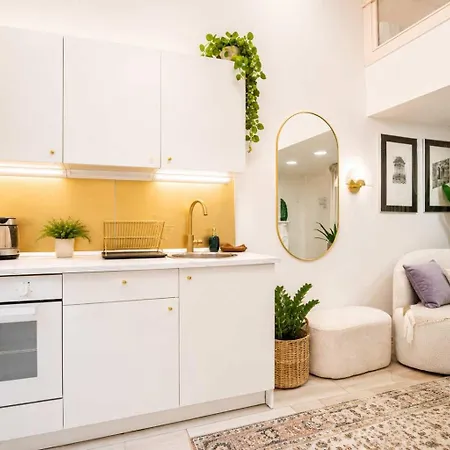 شقة Unique & Comfortable Gem In The Heart Of The *